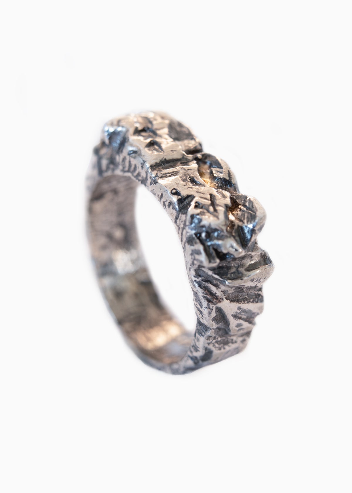 Anillo Brute